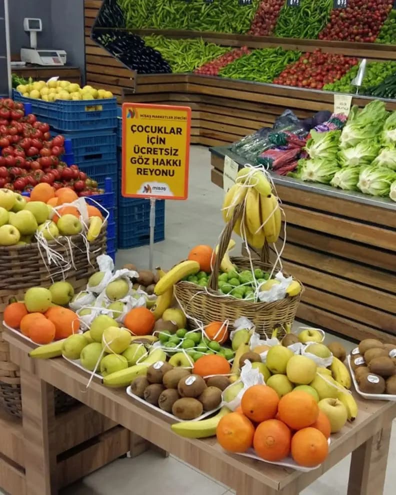 Misaş Marketler Çocuk Hakkı Göz Reyonu